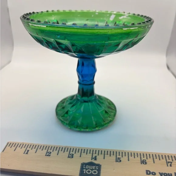 Elegant Green and Blue Glass Bowl - Picture 4 of 14